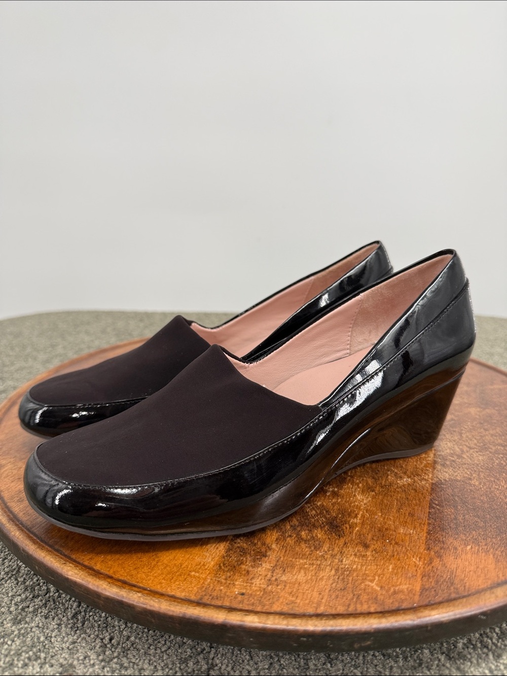 Taryn Rose Shoes Wm 7.5 Brown Patent Wedge Pump Heel Comfort